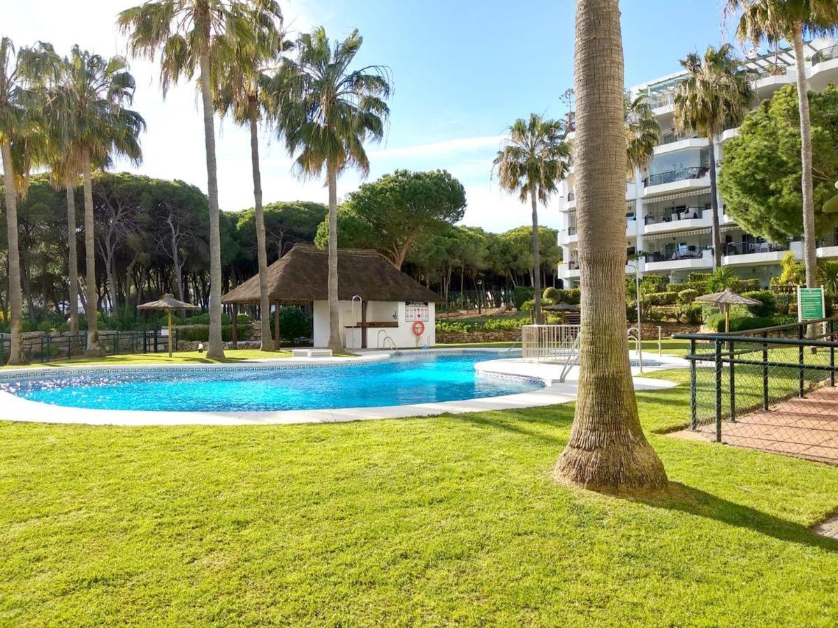 Sitio de Calahonda Mi Capricho, Beachfront, Grownfloor, Private Garden & Terrace מראה חיצוני תמונה