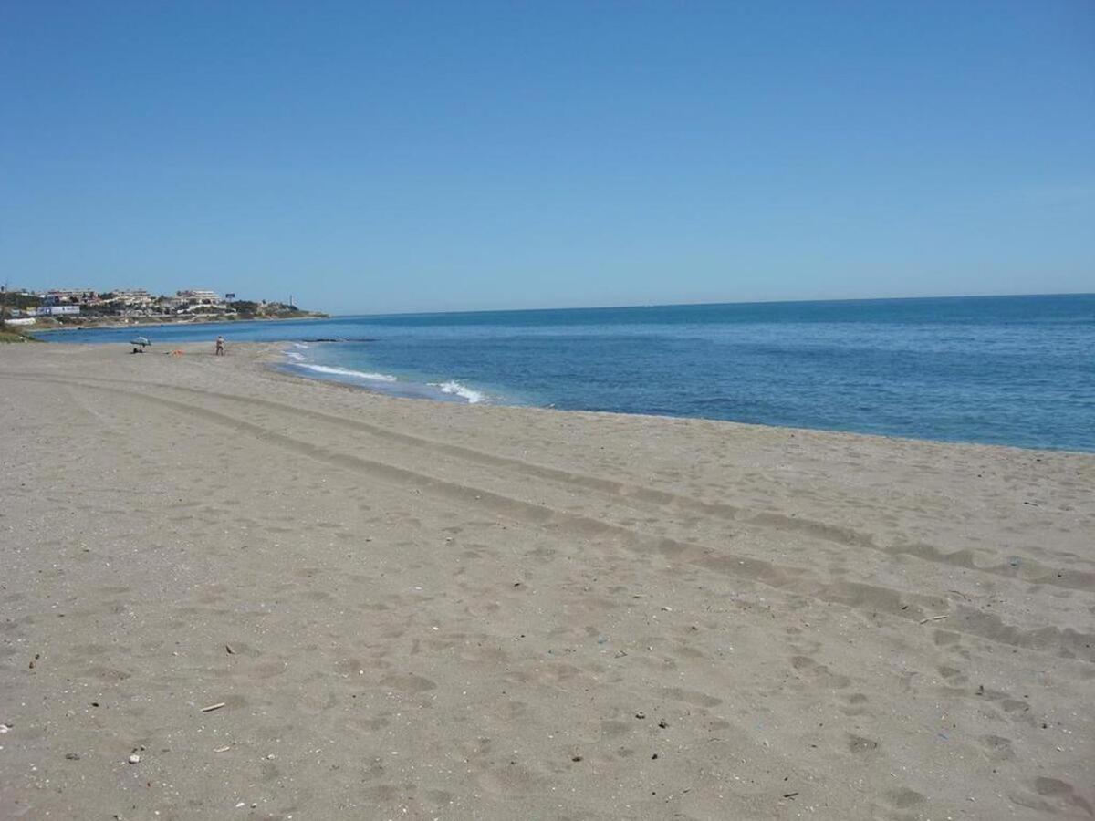 Sitio de Calahonda Mi Capricho, Beachfront, Grownfloor, Private Garden & Terrace מראה חיצוני תמונה