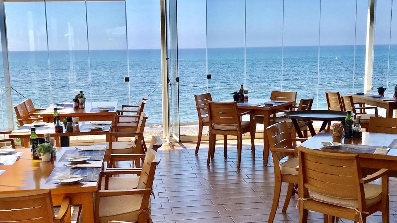 Sitio de Calahonda Mi Capricho, Beachfront, Grownfloor, Private Garden & Terrace מראה חיצוני תמונה