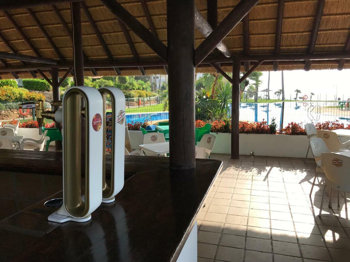 Sitio de Calahonda Mi Capricho, Beachfront, Grownfloor, Private Garden & Terrace מראה חיצוני תמונה