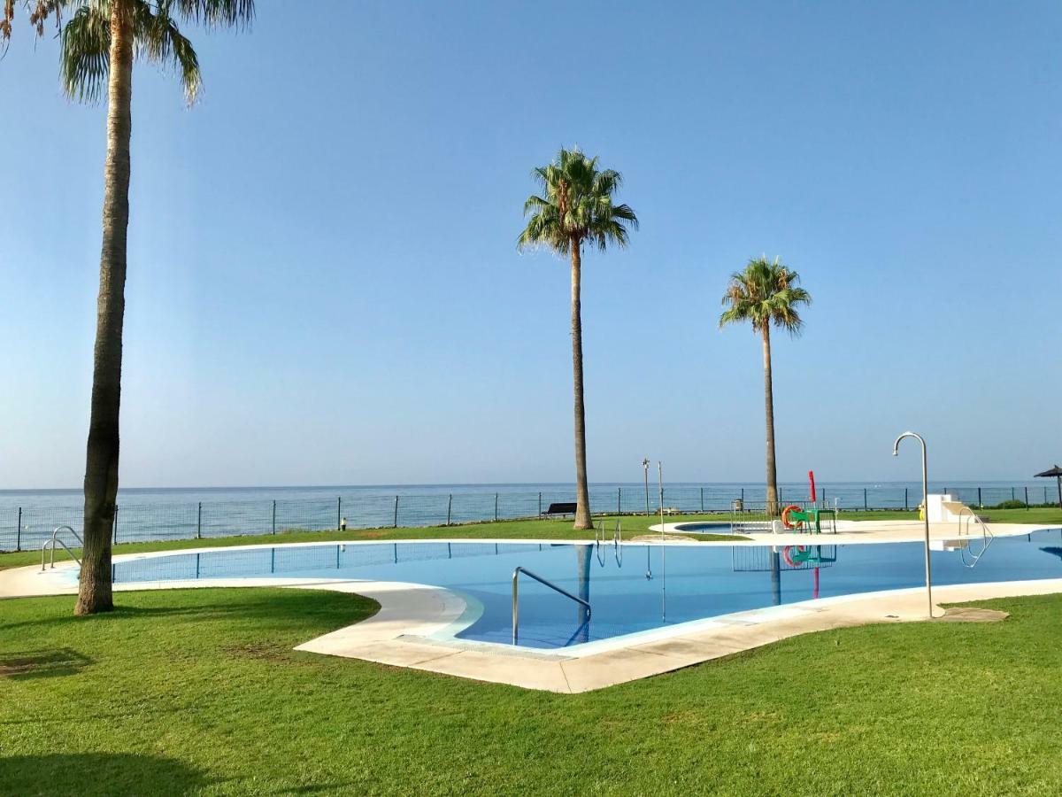 Sitio de Calahonda Mi Capricho, Beachfront, Grownfloor, Private Garden & Terrace מראה חיצוני תמונה