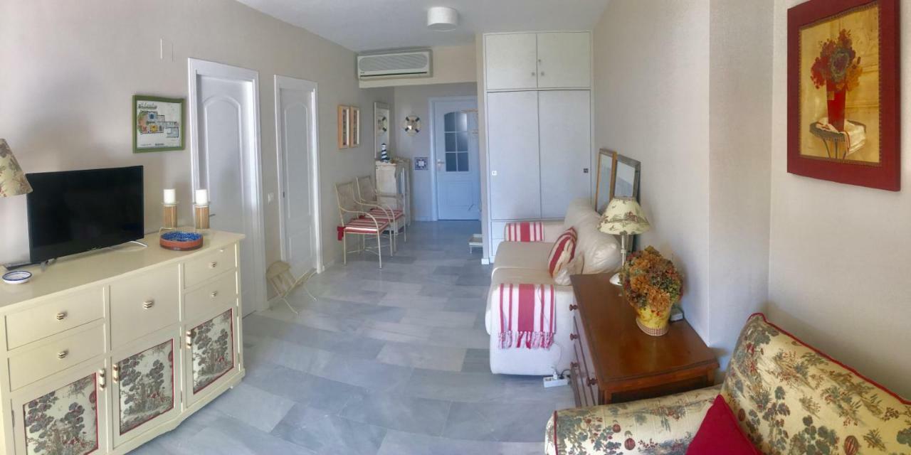 Sitio de Calahonda Mi Capricho, Beachfront, Grownfloor, Private Garden & Terrace מראה חיצוני תמונה