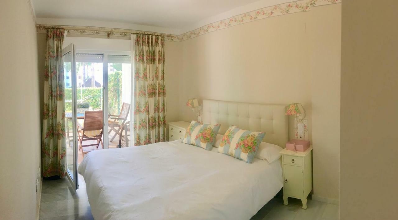 Sitio de Calahonda Mi Capricho, Beachfront, Grownfloor, Private Garden & Terrace מראה חיצוני תמונה