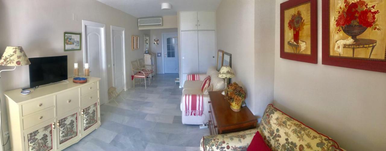 Sitio de Calahonda Mi Capricho, Beachfront, Grownfloor, Private Garden & Terrace מראה חיצוני תמונה